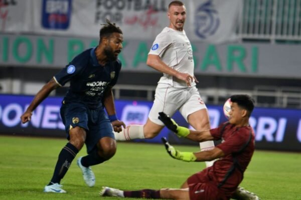 Persis Jauhkan Diri dari Zona Degradasi Setelah Menang 1-0 atas Persita