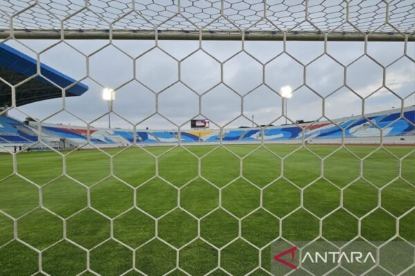 Panpel Arema FC Terima Sanksi Pasca Pelemparan Bus Persik